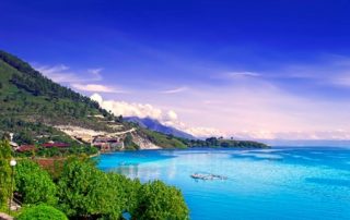 10 Pemandangan Alam Paling Indah yang Wajib Kalian Datangi